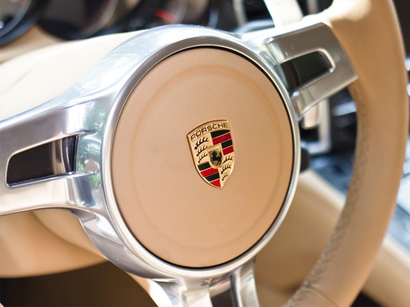 Porsche Panamera S Hybrid 2012