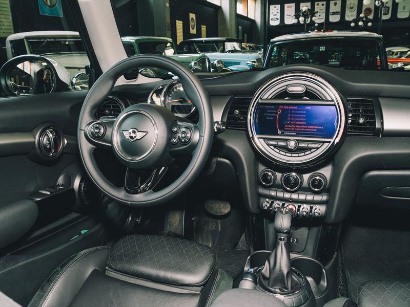 MINI Cooper 2014