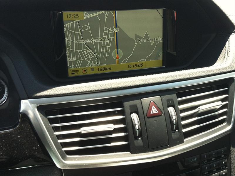 Mercedes-Benz E250 CGI Avantgarde 2012 a prueba