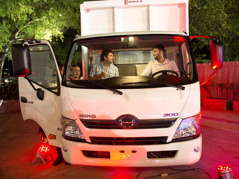 HINO se presenta en Argentina