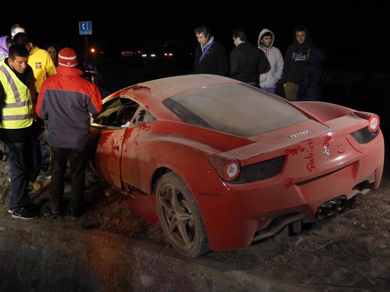 Así quedó la Ferrari 458 Italia de Arturo Vidal