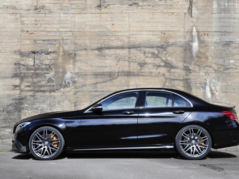 Mercedes-AMG C63 S por Brabus