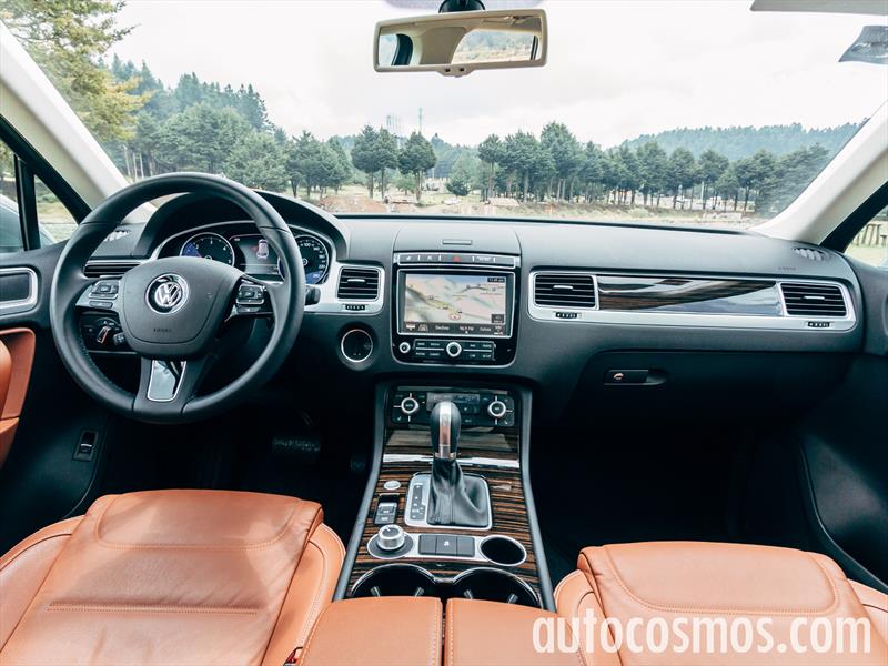 Volkswagen Touareg 2015