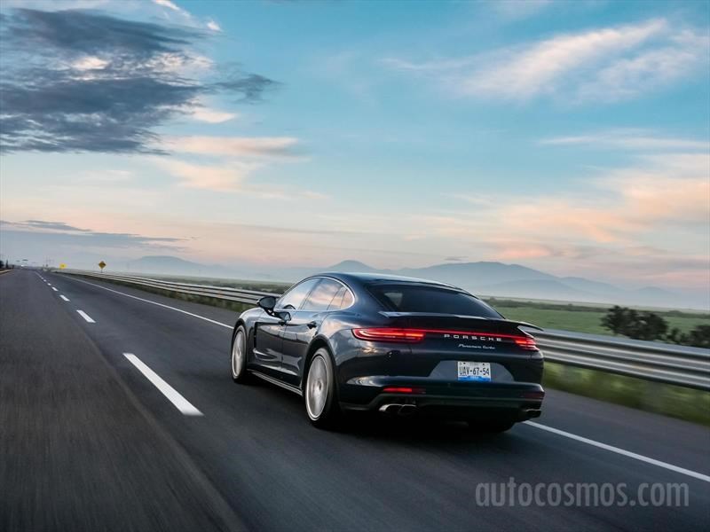 Porsche Panamera Turbo 2017