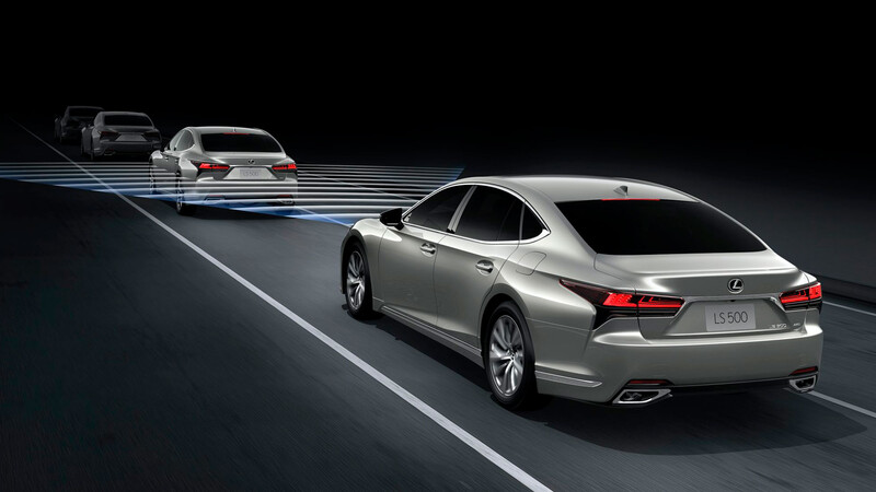 Lexus LS 2021
