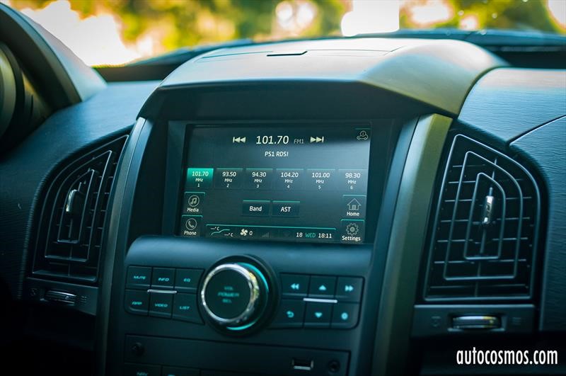 Mahindra XUV500 6AT Bencina - Lanzamiento en Chile