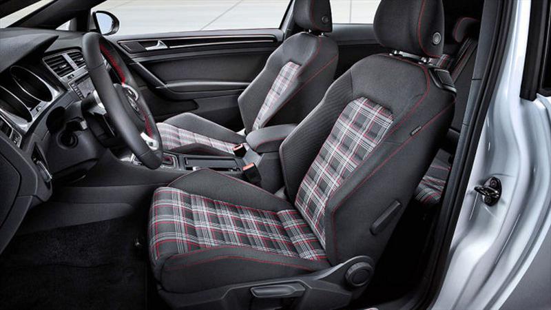 Volkswagen Golf GTi concept en el Salón de París