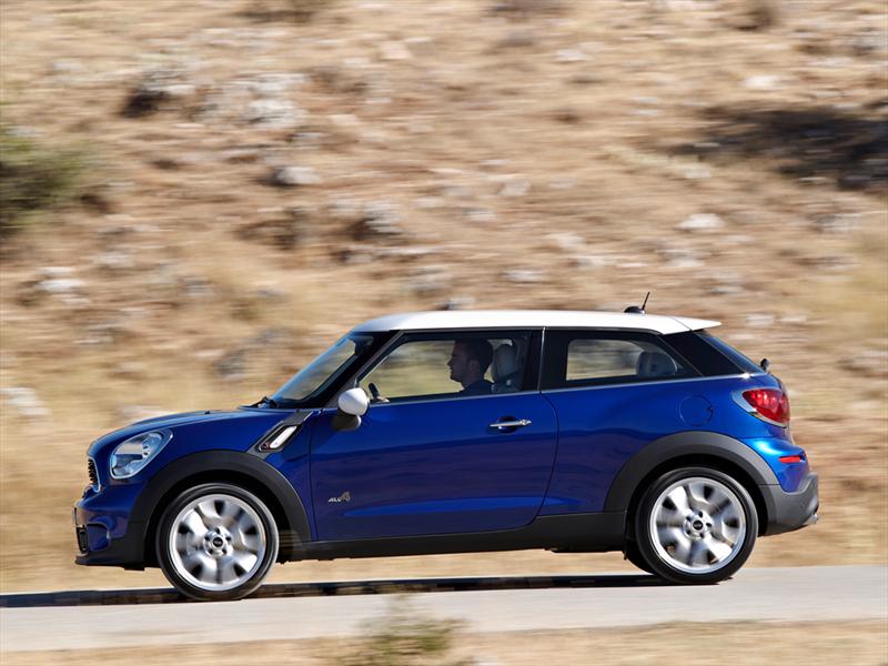 MINI Paceman se presenta en el Salón de Paris 2012