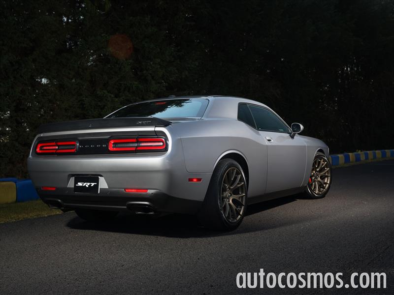 Dodge Challenger SRT Hellcat