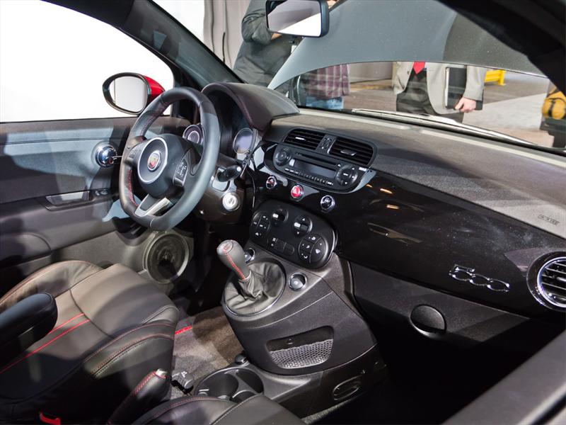 FIAT 500 Abarth 2013 Salón de Los Angeles