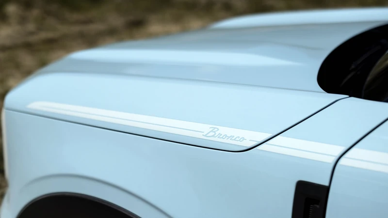 Ford Bronco Heritage Edition 2023