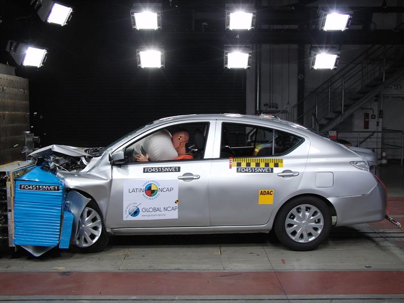 Nissan Versa en Latin NCAP 2015