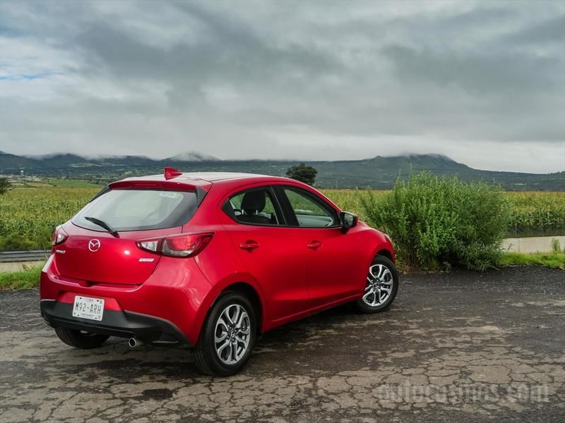 Mazda 2 2018