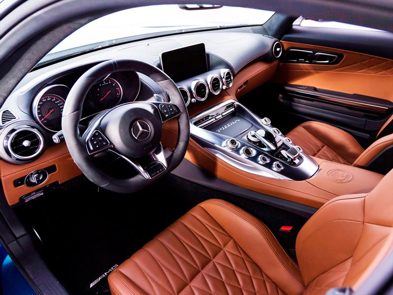 Mercedes-AMG GT-RSR por Piecha Design