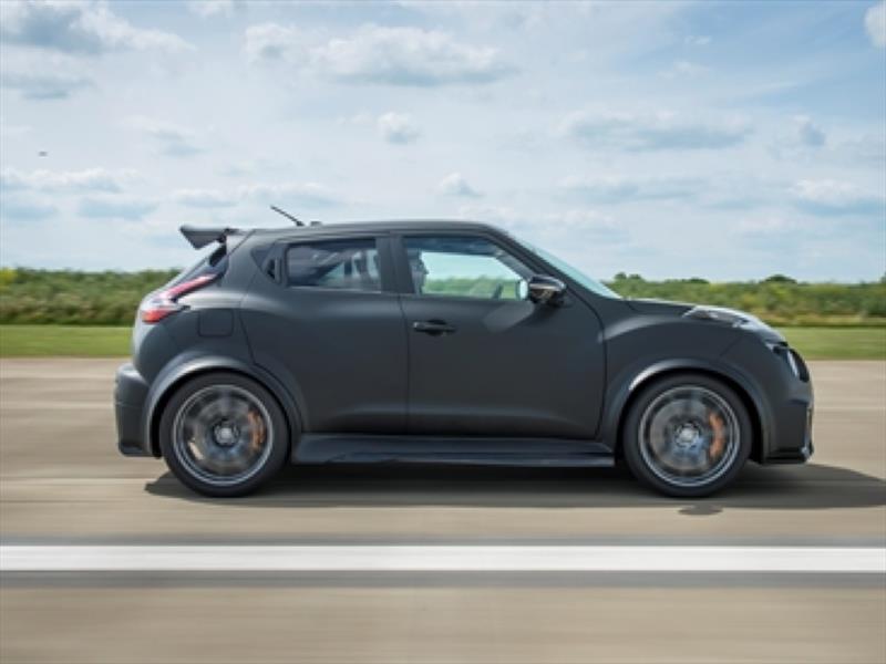 Nissan Juke-R 2.0
