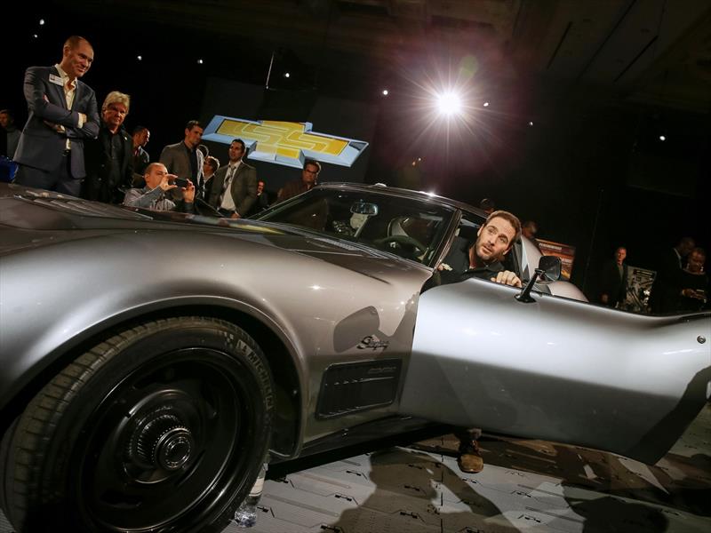 Jimmie Johnson Corvette 1971