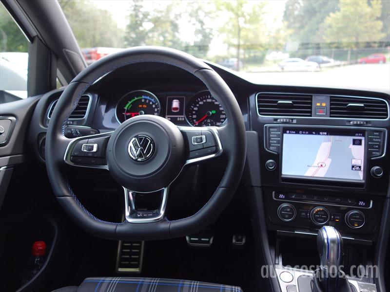 Volkswagen Golf GTE 2015