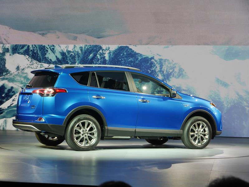 Toyota RAV4 Hybrid 2016