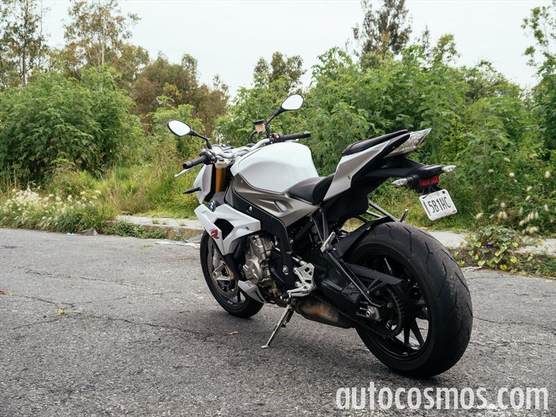 BMW S1000 R 2015
