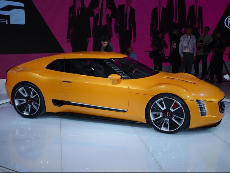 Kia GT4 Stinger Concept