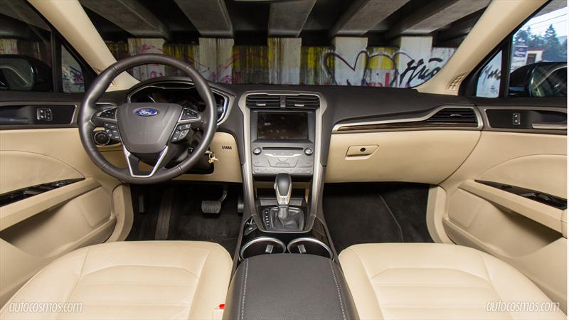 Ford Fusion Hybrid 2013