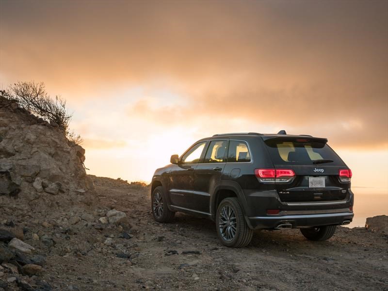 Jeep Grand Cherokee Summit 2017