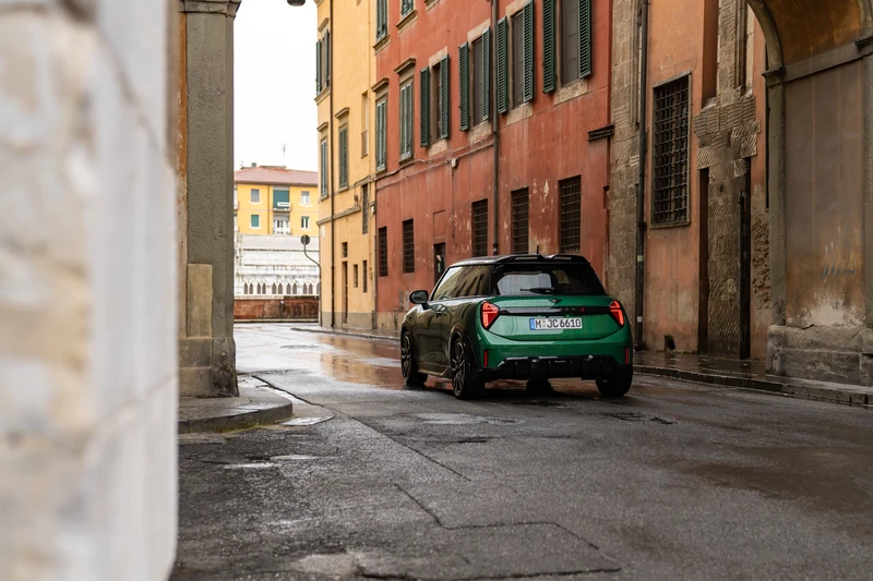 Mini Cooper S Look John Cooper Works