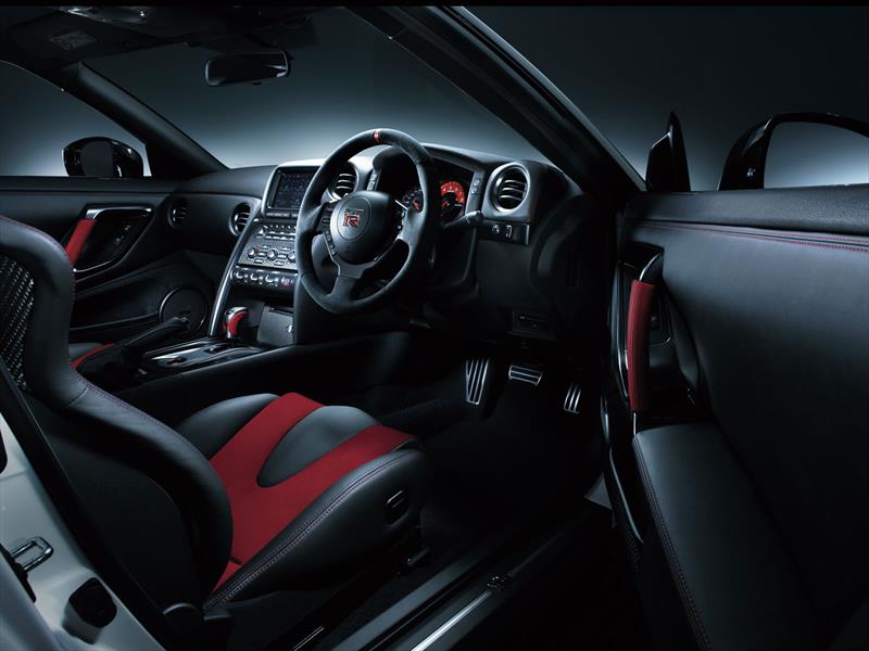 Nissan GT-R Nismo 2014 se presenta