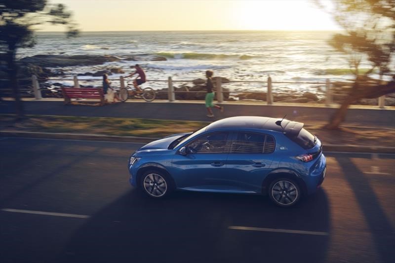 Peugeot 208 2020