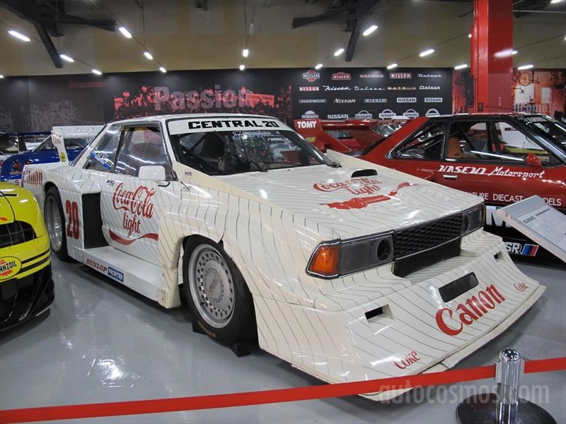 Nissan 80 aniversario - Autos de competencia