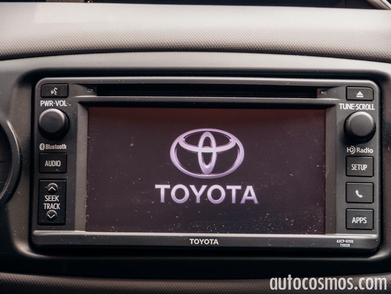 Toyota Yaris Hatchback 2015