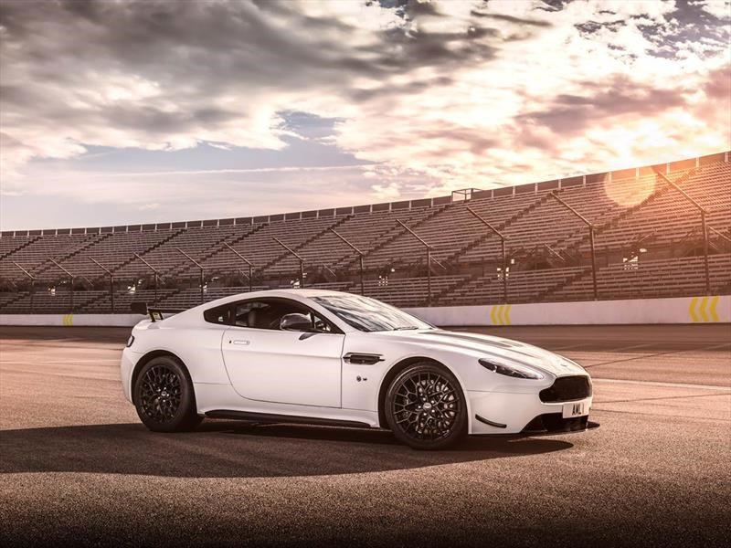 Aston Martin AMR Vantage