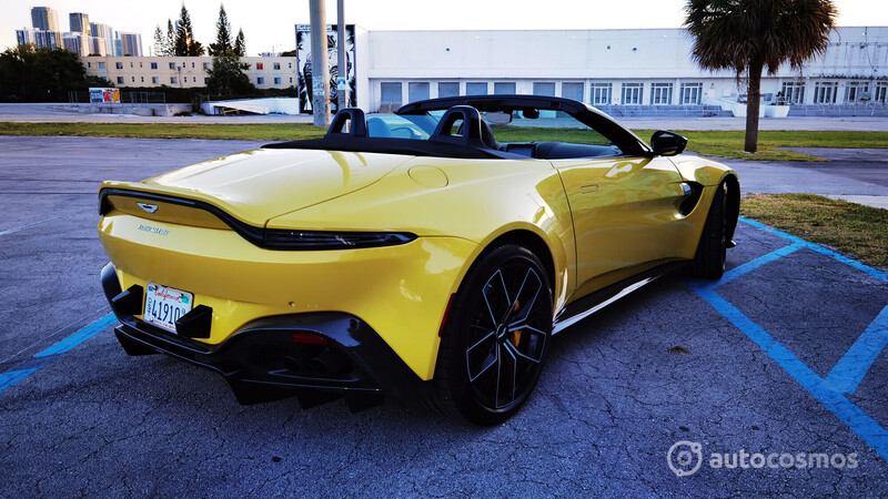 Aston Martin Vantage Roadster a prueba