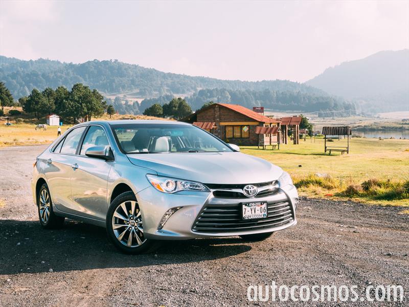 Toyota Camry 2015