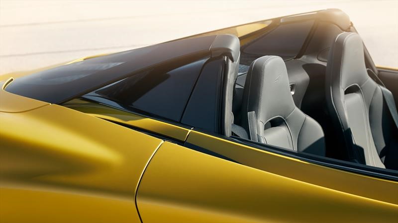 McLaren 720S Spider - test drive
