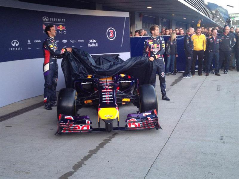 Red Bull presentó el RB10 para el Campeonato 2014