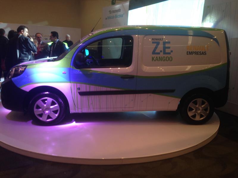 Nuevo Renault Kangoo, Twizy, Koleos y Safrane 2014