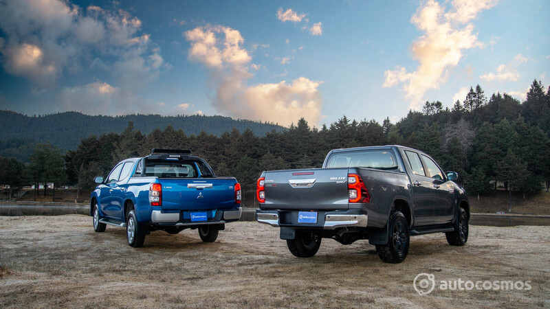 Mitsubishi L200 2021 VS Toyota Hulix 2021