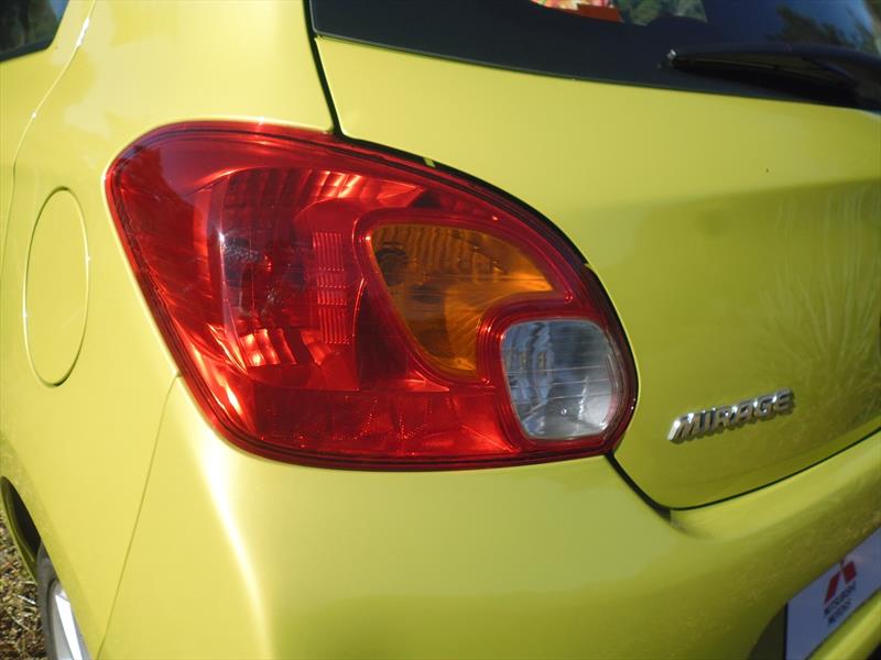 Mitsubishi Mirage 2015