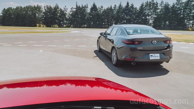 Mazda3 Sedán vs Mazda3 Hatchback