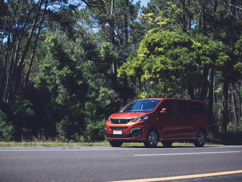 Peugeot Traveller
