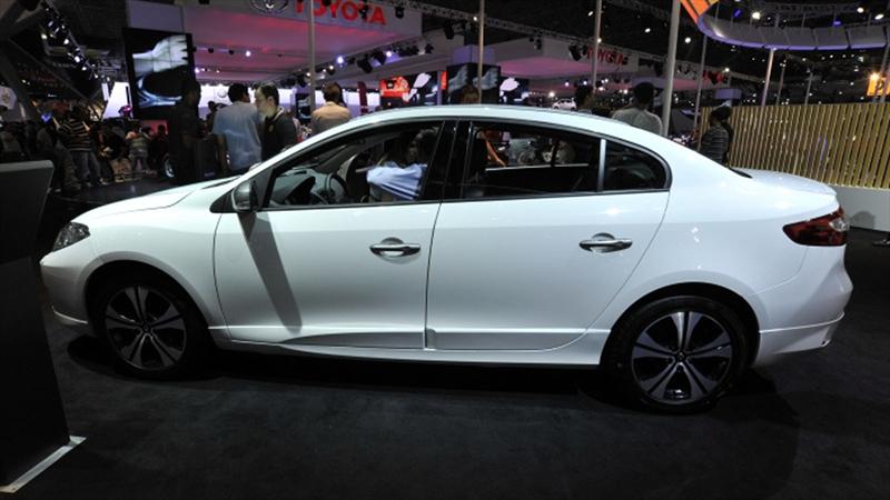 Renault Fluence GT se presenta en San Pablo 2012