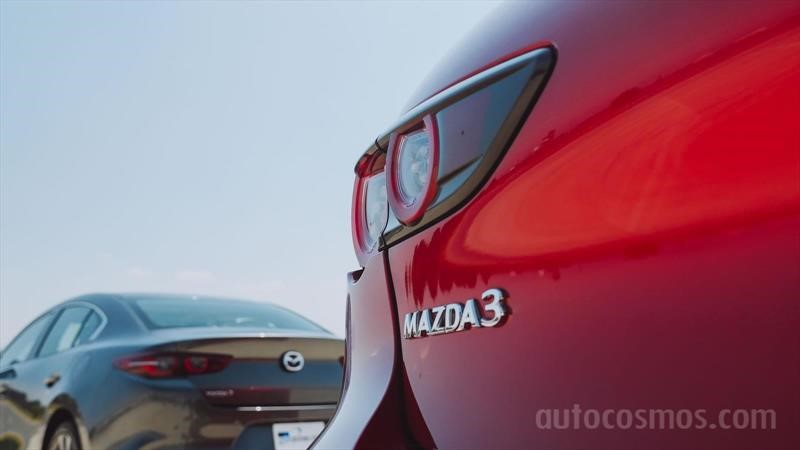 Mazda3 Sedán vs Mazda3 Hatchback
