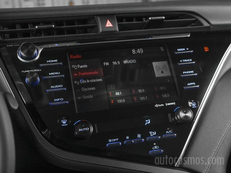 Toyota Camry 2018
