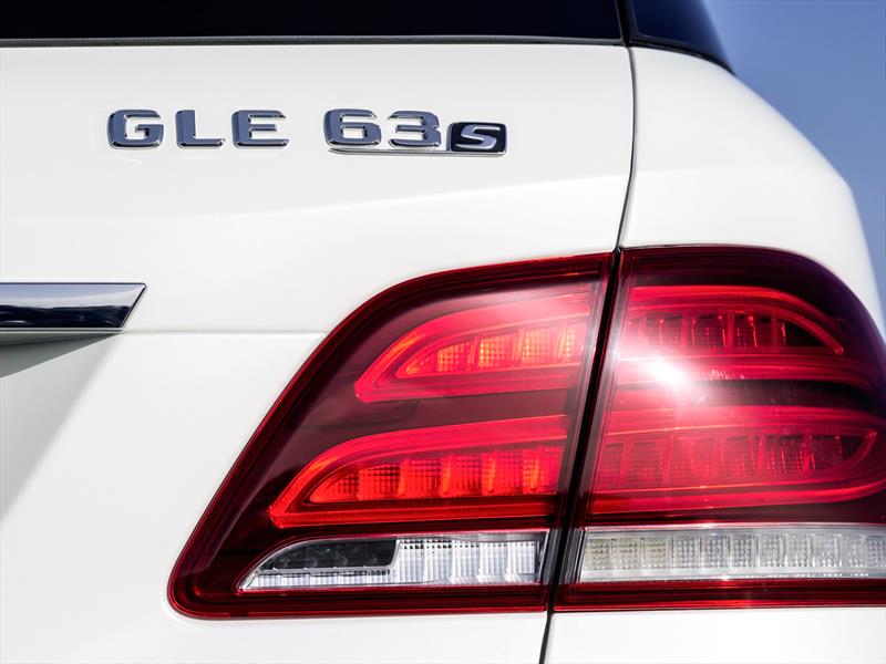 Mercedes-Benz GLE 2016