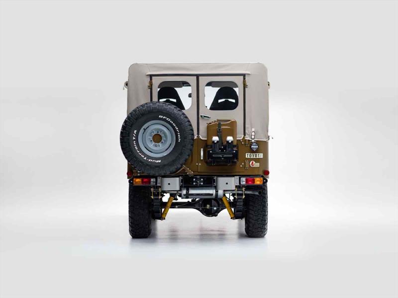 Toyota Land Cruiser FJ43 1981 por FJ Company