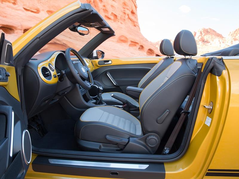 Volkswagen Beetle Dune 2016