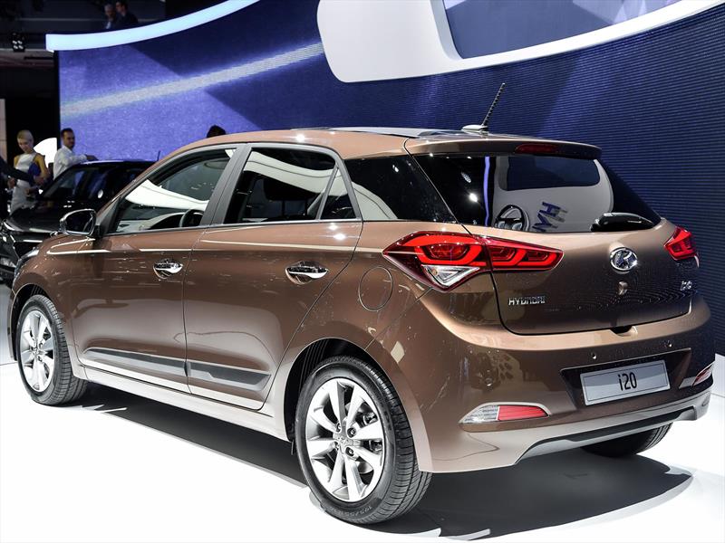 El nuevo Hyundai i20 se muestra en París