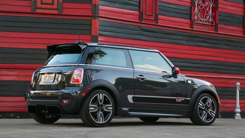 MINI John Cooper Works GP 2013 a prueba