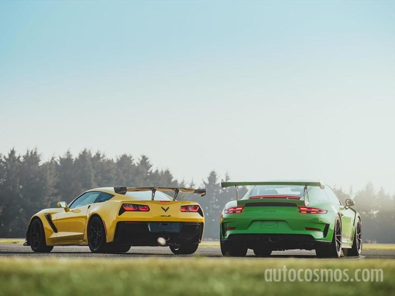 Porsche 911 GT3 RS vs Chevrolet Corvette ZR1